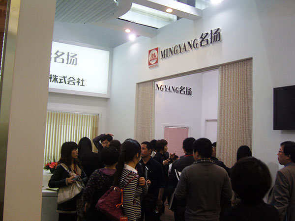金鳳凰窗簾品種多樣，是不錯的選擇！